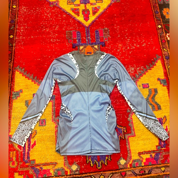 LUCKY IN LOVE Long Sleeve Tennis, Golf, Pickleball Tops Sz S - Picture 11 of 11